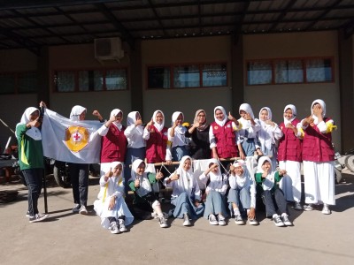 Palang Merah Remaja (PMR)